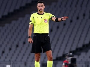 Göztepe-fenerbahçe Maçının Var’ı Ali Şansalan