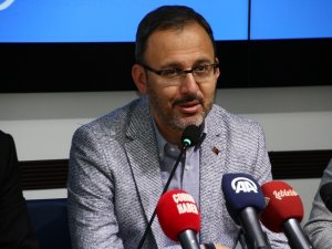 Bakan Kasapoğlu’ndan Milli Motosikletçilere Tebrik