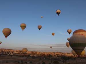 Kapadokya’da Balon Turları İptal Edildi