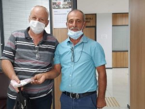 Yolda Bulduğu Parayı Sahibine Teslim Etti