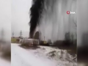 Rusya’da Petrol Boru Hattı Patladı