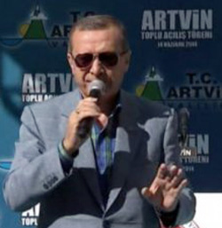 Başbakan Erdoğan Artvin’de: "Bunlardan ancak paraşütçü olur"
