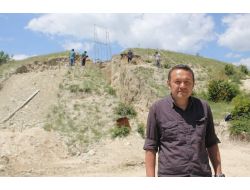 Büyük Göztepe Tümülüsünde Kurtarma Çalışmaları Sürüyor