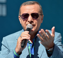 Başbakan Erdoğan, Artvin'den ayrıldı