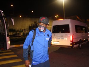 Trabzonspor, Fenerbahçe Maçı İçin İstanbul’a Gitti