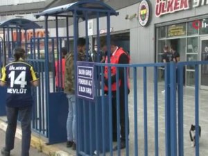 Fenerbahçeli Taraftarlar Stada Geldi