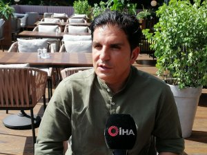 Kenan Koçak: "Türkiye’den Teklifler Zaman Zaman Geliyor, Bu Da Beni Gururlandırıyor"
