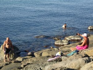 Trabzon’da Ekim Ayında Denize Girdiler