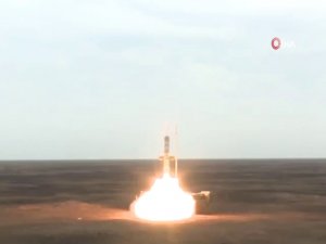 Rusya Modernize Ettiği S-300’lerle Balistik Füze Tatbikatı Yaptı