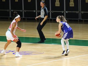 İşitme Engelli Kadın Basketbolcu Dünya Tarihine Geçti