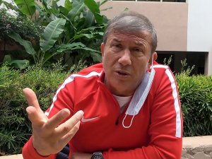 Tanju Çolak’tan Belhanda Ve Feghouli’ye Sert Sözler: “Siz Kimsiniz? Galatasaray’a Ne Verdiniz?"