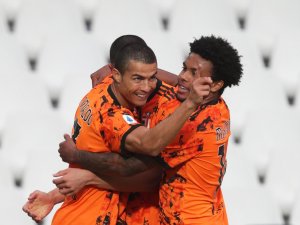 Cristiano Ronaldo Sonradan Girdi, Juventus’u Kurtardı