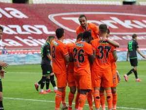 Başakşehir, Avrupa’daki 33. Maçını Manchester United İle Oynayacak