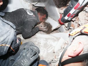 Aydan Bebeğe Hayat Öpücüğü Veren Kişinin Çocuklarının Okul Masraflarını Üstlendi