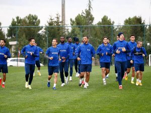 Trabzonspor, Alanyaspor Maçı Hazırlıklarını Sürdürüyor