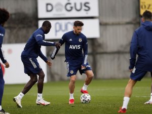 Fenerbahçe’de Sosa Antrenmanı Yarıda Bıraktı