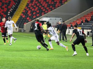 Süper Lig: Gaziantep Fk: 0 - Beşiktaş: 0 (Maç Devam Ediyor)