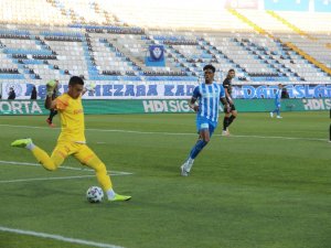 Bb Erzurumspor İle Göztepe Maçı 1-1 Berabere Bitti