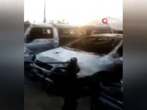 Nijerya’da Yakıt Yüklü Tanker Patladı: 2 Kişi Öldü, 29 Araç Yandı