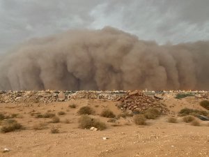 Suudi Arabistan’ı Kum Fırtınası Vurdu