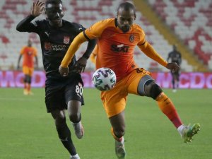 İlk Yarıda Tek Gol Var