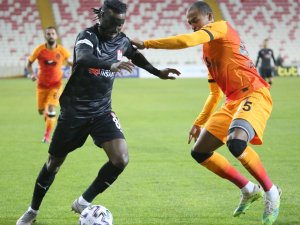 Galatasaray Sivasspor’u 2-1 Mağlup Etti