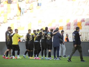 Yeni Malatyaspor’un Evinde Bileği Bükülmüyor
