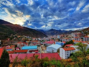 Gümüşhane’ye 4 Ayda Yağan Yağmurun 2 Katı Bir Haftada Yağdı