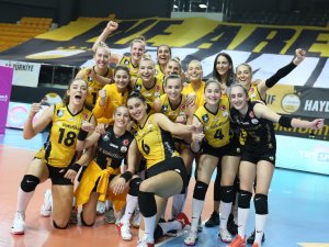 Vakıfbank, Sultanlar Ligi’nde 30 Maçtır Kazanıyor