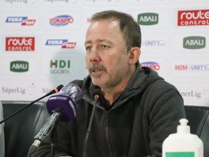 Sergen Yalçın: "Ben Beşiktaş Kimliği Olan Biriyim"