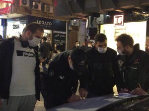 Trabzon’da Sokakta Sigara İçenlere Ceza