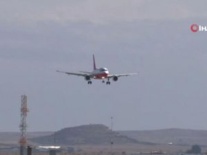 Cumhurbaşkanı Erdoğan Kktc’de Resmi Törenle Karşılandı