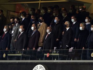 Bakan Kasapoğlu, Millileri Rusya Karşısında Yalnız Bırakmadı
