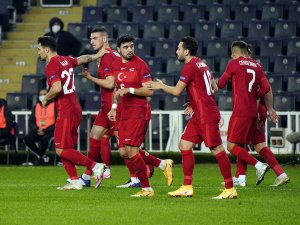 Milliler Gruptaki İlk Galibiyetini Aldı