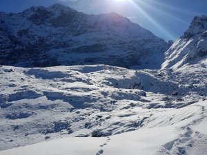 Artvin’in Macahel Karçal Dağları Eteklerinde Bulunan Göller Ve Akarsular Buz Tuttu