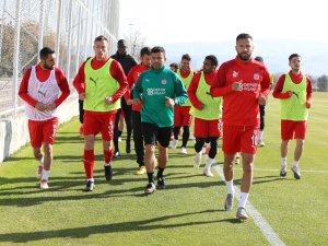 Sivasspor’da Karagümrük Mesaisi Sürüyor