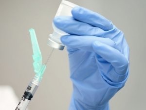 Pfizer, Abd’nin 4 Eyaletinde Korona Virüs Aşısının Dağıtımına Başladı