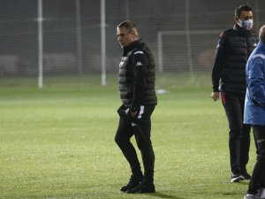 Antalyaspor’da Yanal’ın Hedefi İlk Maçında Galibiyet