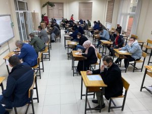 Oto Alım Satım Yapan İşletmeler Mesleki Yeterlilik Belgesi Almak İçin Sınava Girdi