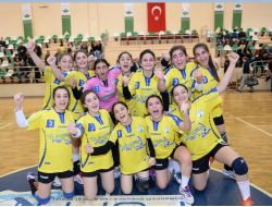 Osmangazili Bayan Hentbolculara Milli Davet