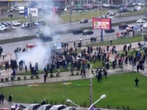 Belarus’taki Hükümet Karşıtı Protestolarda 80 Kişi Gözaltına Alındı