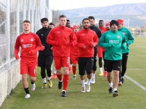 Sivasspor, Karabağ Maçı Hazırlıklarına Başladı