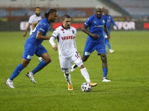 Süper Lig: Trabzonspor: 1 - Büyükşehir Belediye Erzurumspor: 0 (Maç Sonucu)
