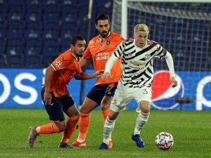 Başakşehir, Manchester United Deplasmanında