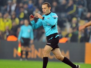 Uefa’dan Cüneyt Çakır’a Görev