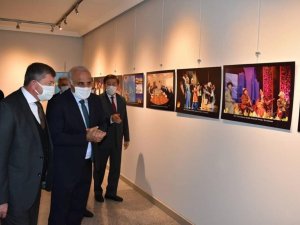 Türk Dünyası Kültür Başkenti Resim Sergisi Trabzon’da Açıldı