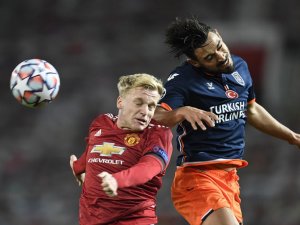 Şampiyonlar Ligi: Manchester United: 3 - Medipol Başakşehir: 0 (İlk Yarı)