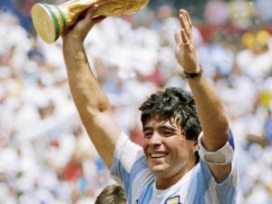 Kayserispor’dan Maradona Paylaşımı