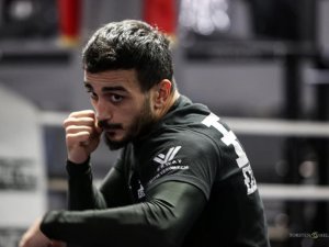 Volkan Gökçek’in Rakibi Bileğini Kırdı
