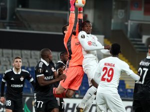 Uefa Avrupa Ligi: Karabağ: 1 - Dg Sivasspor: 1 (İlk Yarı)